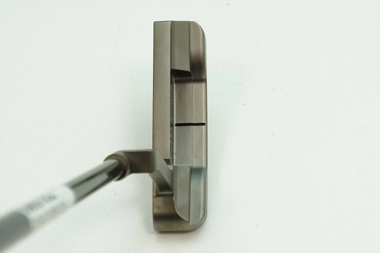 Bettinardi BB One Blackout Limited Run 36" Putter Vgood Rh 0897052 6 Bettinardi BB One Blackout Limited Run 36" Putter Vgood Rh 0897052 - Image 4