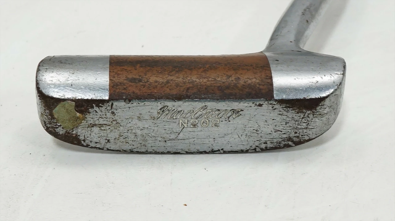 Macgregor N202 35" Putter Fair Rh 0930930 3 Macgregor N202 35" Putter Fair Rh 0930930