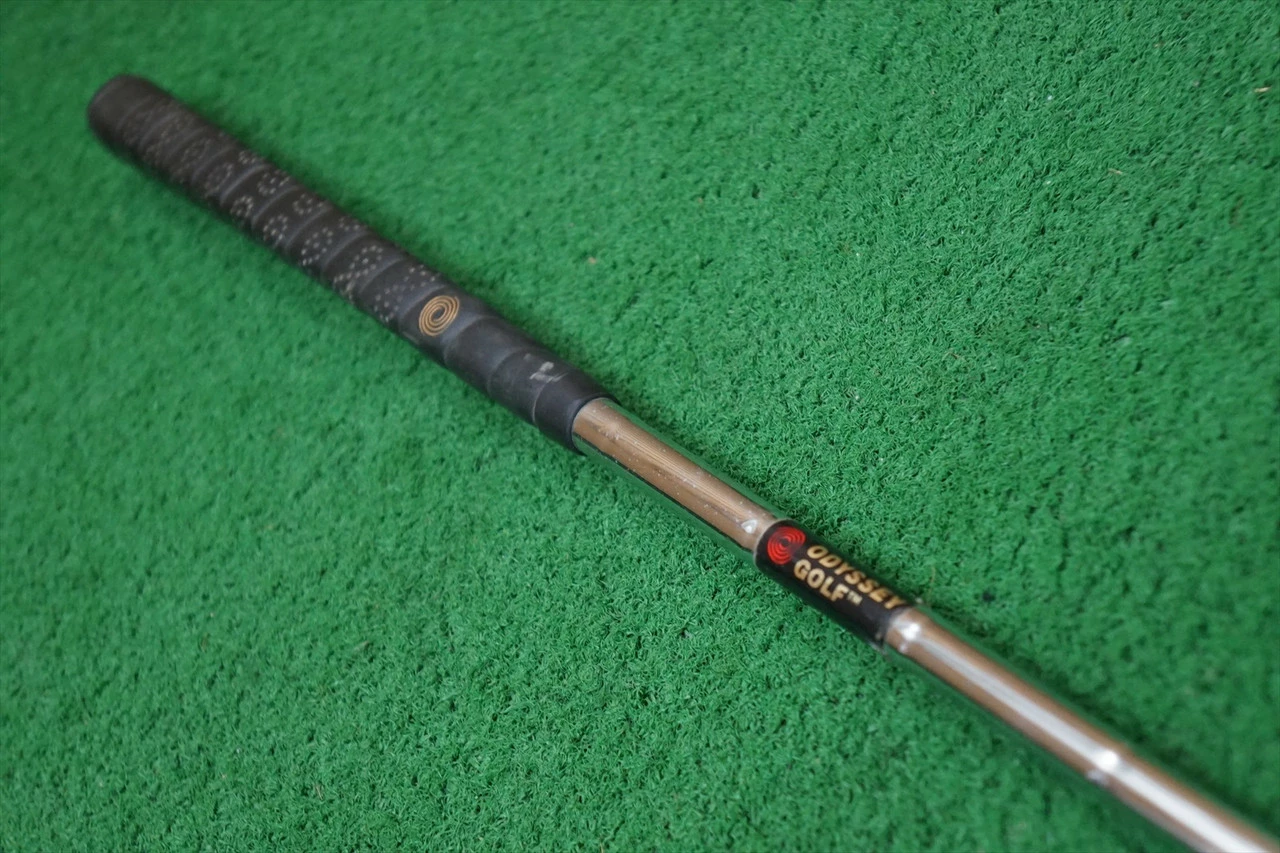 Odyssey Df552 34" Steel Shaft Putter Rh 0689772 Right Handed Golf Club 5 Odyssey Df552 34" Steel Shaft Putter Rh 0689772 Right Handed Golf Club - Image 3