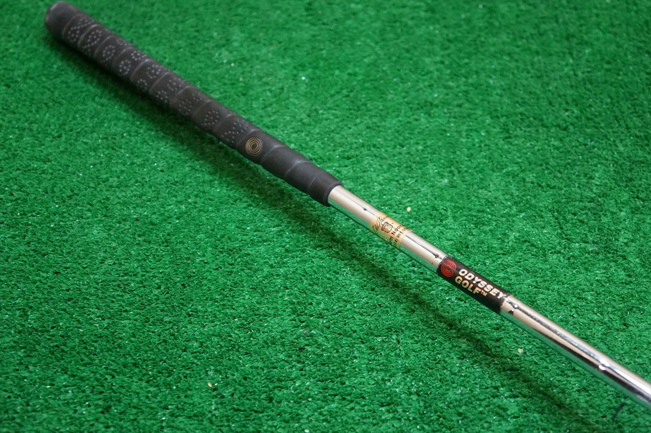 Odyssey Df665 35" Steel Shaft Putter Rh 0678611 Right Handed Golf Club 7 Odyssey Df665 35" Steel Shaft Putter Rh 0678611 Right Handed Golf Club - Image 5