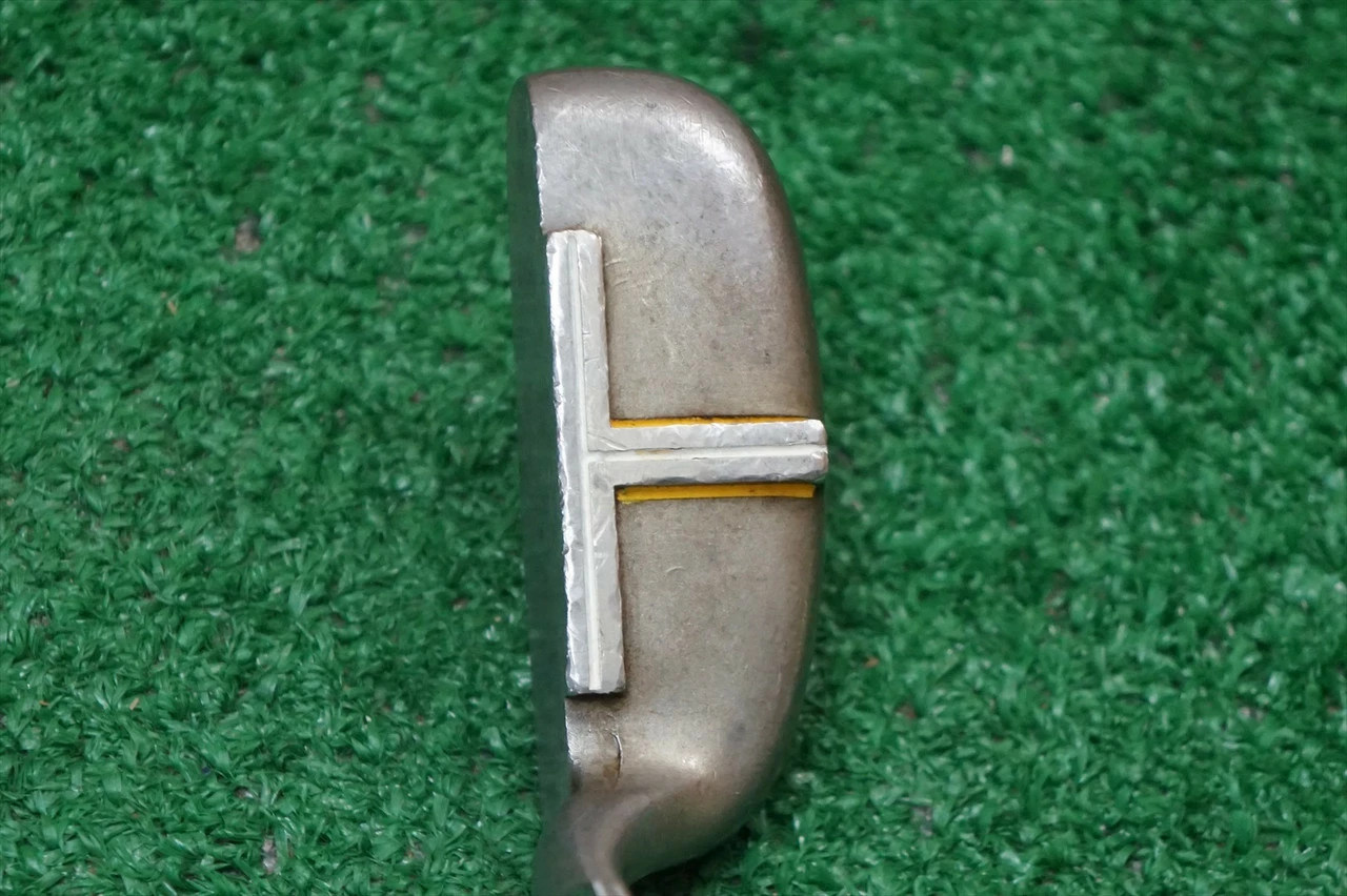 Pga T-Line V 32" Steel Shaft Putter Rh 0604453 Right Handed Golf Club 4 Pga T-Line V 32" Steel Shaft Putter Rh 0604453 Right Handed Golf Club - Image 2