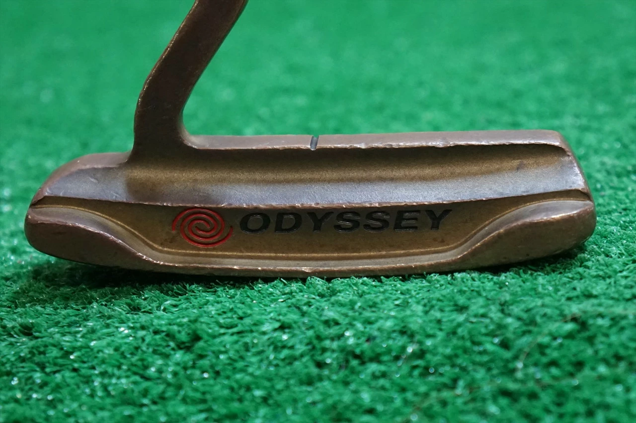 Odyssey Df665 35" Steel Shaft Putter Rh 0678611 Right Handed Golf Club 5 Odyssey Df665 35" Steel Shaft Putter Rh 0678611 Right Handed Golf Club - Image 3
